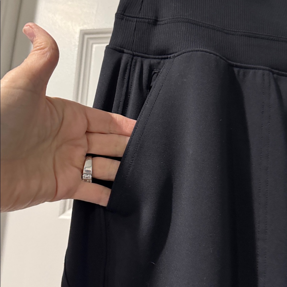 Athleta Venice high rise joggers - Picture 6 of 9